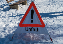 Schild im Schnee