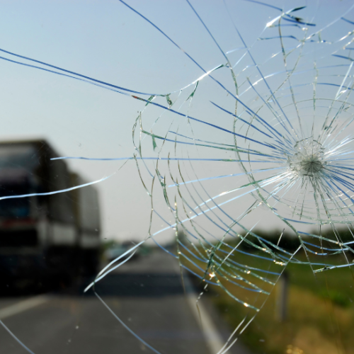 Steinschlag in Windschutzscheibe